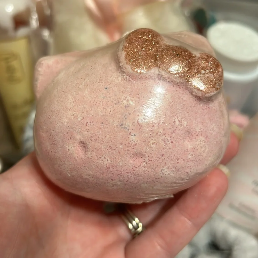๐Vintage Hello Kitty Limited Edition Fragrant Jewels Bath Bomb - Picture 8 of 11